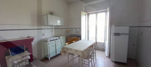 3-salle Appartement à Vico del Gargano, Italy No. 23458 13
