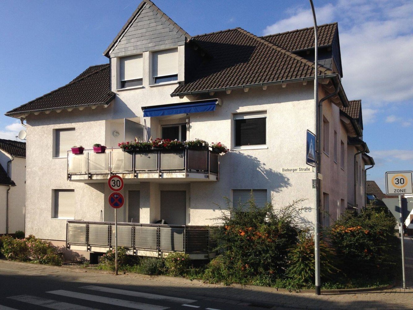 2 chambres Duplex à Offenbach, Germany No. 286380