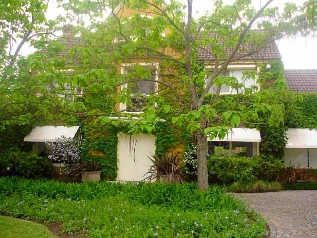 4 bedrooms House in Tigre, Argentina No. 6441