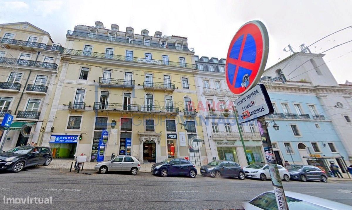 44m² Office in Lisbon, Portugal No. 94123