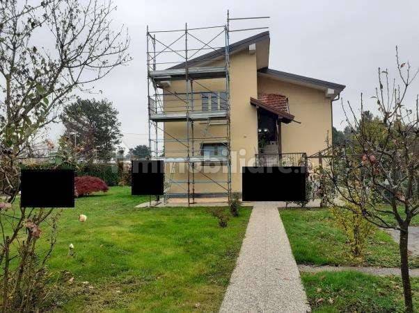 1 bedroom Apartment in Casciago, Italy No. 262820