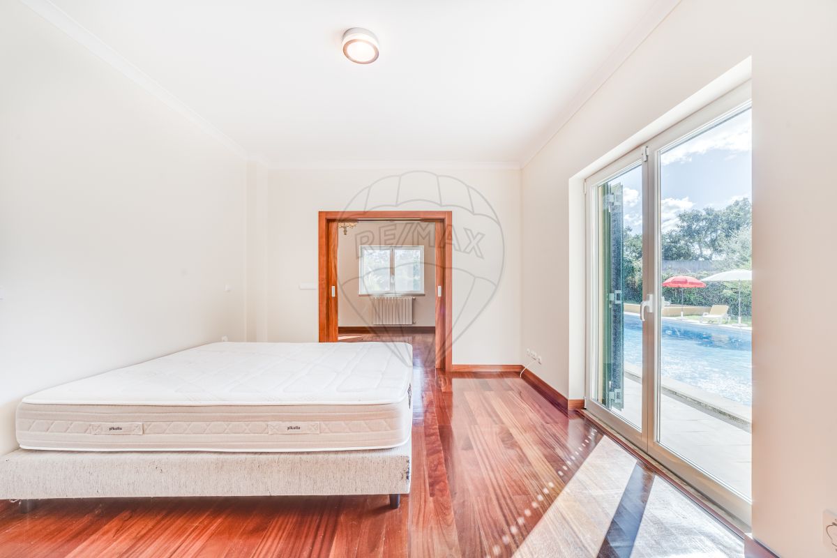 4 غرف نوم منزل في Benavente, Portugal رقم 19774