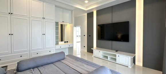 3 Schlafzimmer Villa in Pattaya, Thailand, Nr. 62990 8