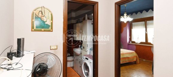 Apartamento de 2 dormitorios en Venaria Reale, Italy No. 325070 5