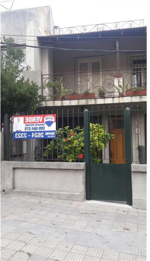 3 bedrooms House in Montevideo, Uruguay No. 1503