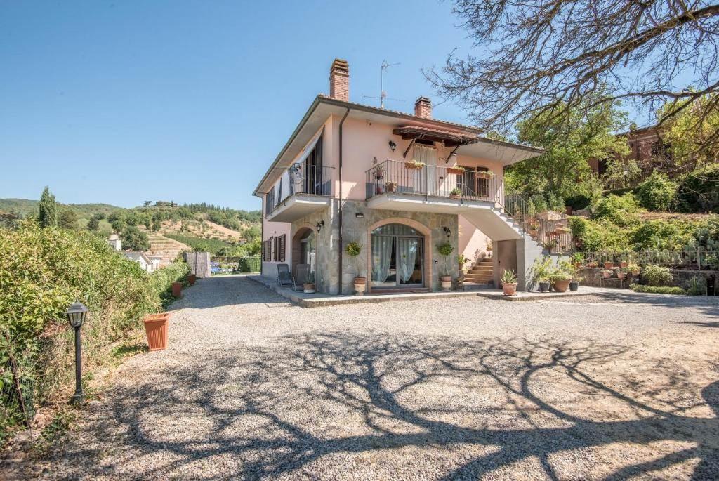 9 rooms Villa in Gaiole in Chianti, Italy No. 75493