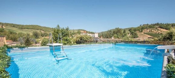 9 rooms Villa in Gaiole in Chianti, Italy No. 75493 2