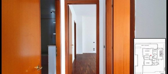 3 rooms Apartment in Perugia, Italy No. 19746 18