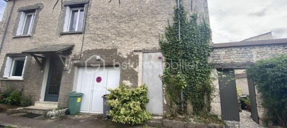 5 bedrooms House in Etampes, France No. 283386 14