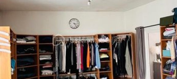 5 bedrooms House in Etampes, France No. 283386 8