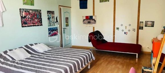 5 bedrooms House in Etampes, France No. 283386 5