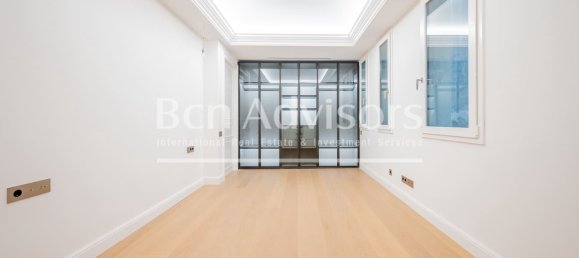 Квартира с 4 спальнями в Старый город, Испания № 164786 36