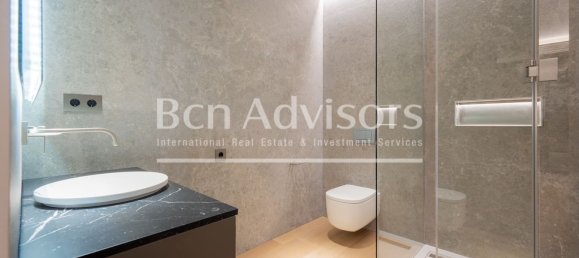 Квартира с 4 спальнями в Старый город, Испания № 164786 42