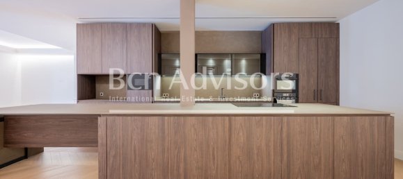 Квартира с 4 спальнями в Старый город, Испания № 164786 7