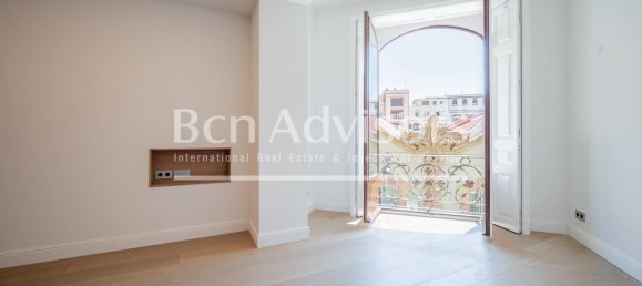 Квартира с 4 спальнями в Старый город, Испания № 164786 30