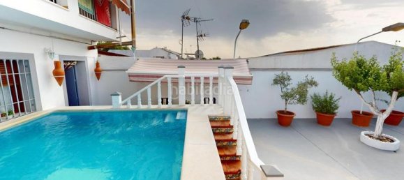 4 Schlafzimmer Haus in El Higueron, Spain, Nr. 136080 3