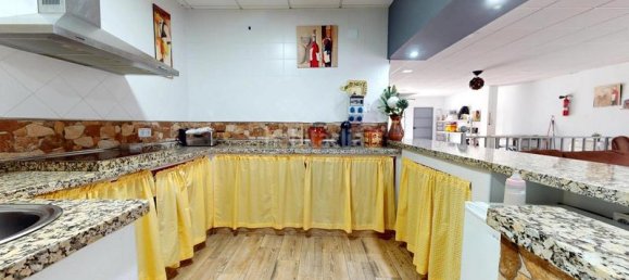 4 Schlafzimmer Haus in El Higueron, Spain, Nr. 136080 10