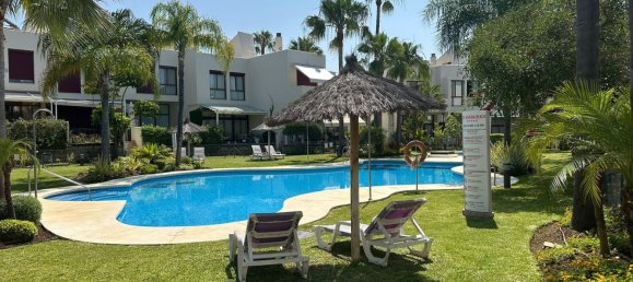 3 غرف نوم تاون هاوس في Estepona, Spain رقم 152401 2