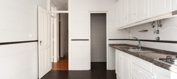 2 bedrooms Apartment in Lisbon, Portugal No. 115704 13