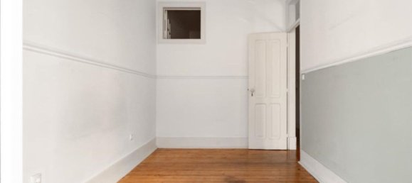 2 bedrooms Apartment in Lisbon, Portugal No. 115704 10