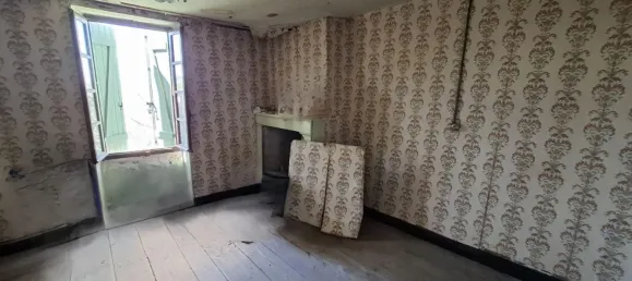 2 bedrooms House in Puy-de-Dome, France No. 344644 9