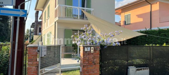 4 bedrooms Villa in Pietrasanta, Italy No. 253237 2