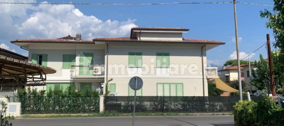 4 bedrooms Villa in Pietrasanta, Italy No. 253237 4