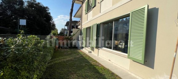 4 bedrooms Villa in Pietrasanta, Italy No. 253237 10