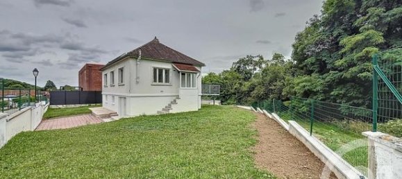 2 bedrooms House in Le Meux, France No. 305531 13