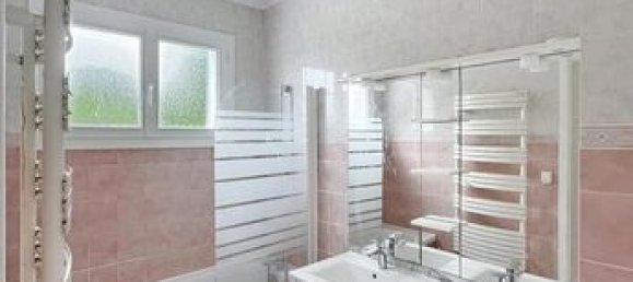 2 bedrooms House in Le Meux, France No. 305531 10