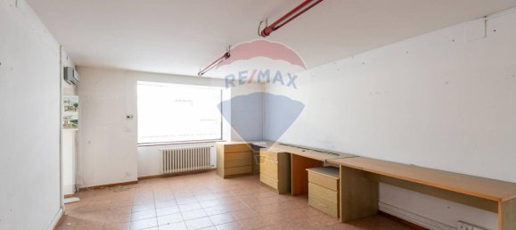 15 rooms House in Treviolo, Italy No. 142302 8