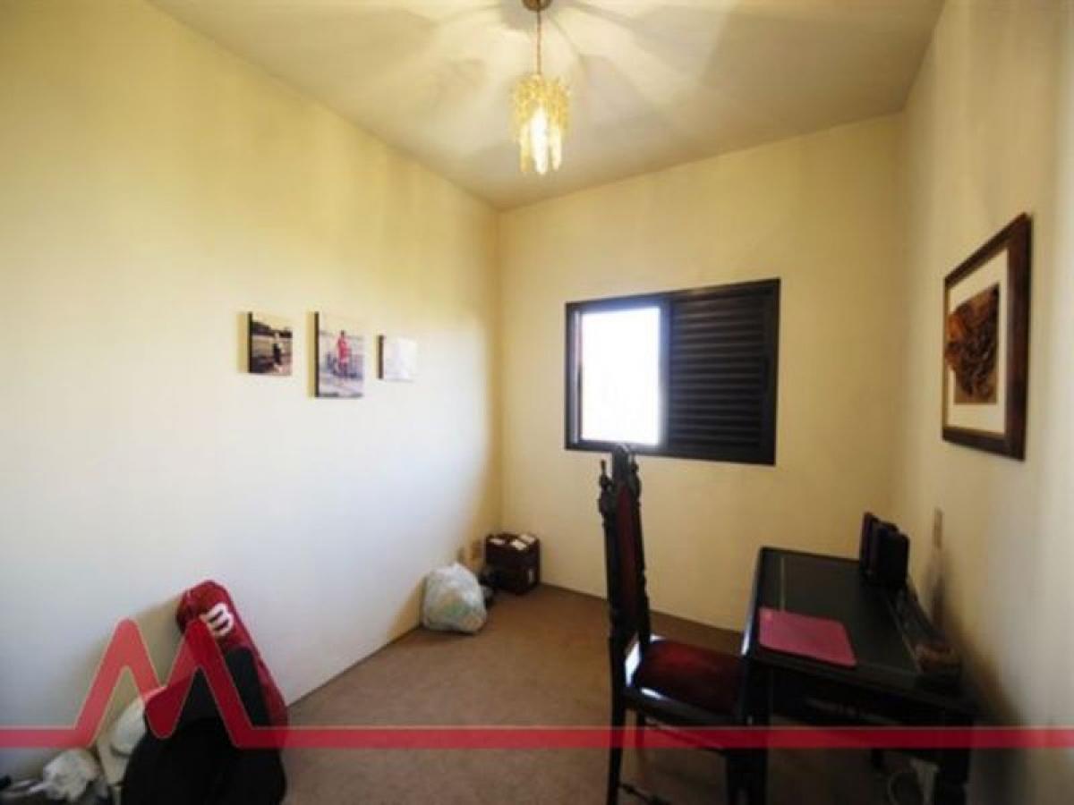 Дом с 3 спальнями в Сан-Паулу, Бразилия № 588382