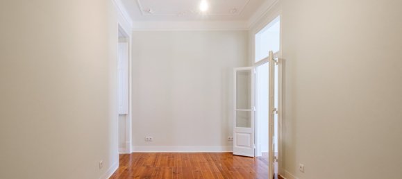 4 bedrooms Apartment in Lisbon, Portugal No. 101205 20