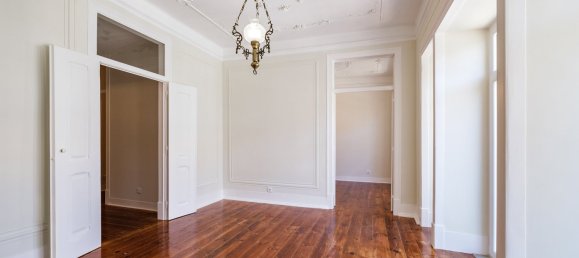 4 bedrooms Apartment in Lisbon, Portugal No. 101205 14