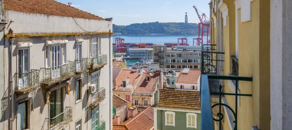 4 bedrooms Apartment in Lisbon, Portugal No. 101205 40