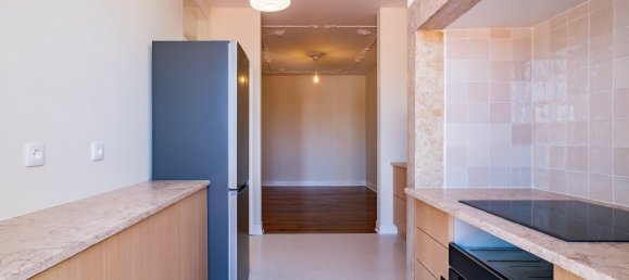 4 bedrooms Apartment in Lisbon, Portugal No. 101205 11