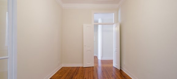 4 bedrooms Apartment in Lisbon, Portugal No. 101205 19