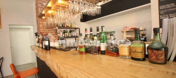 Gewerbliche Immobilie in Turin, Italy 70m², Nr. 325313 2