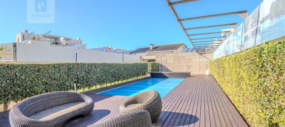 3 bedrooms Townhouse in Vila Nova de Gaia, Portugal No. 110047 2