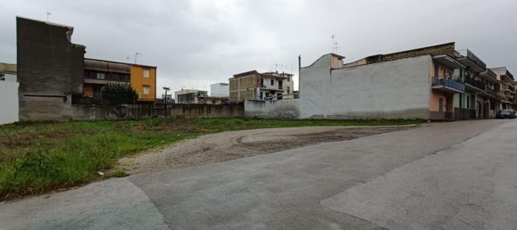 Grundstück in Afragola, Italy 1100m², Nr. 106481 2