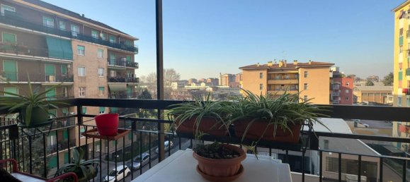 3غرفة شقة في Cinisello Balsamo, Italy رقم 24853 36