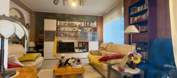 3غرفة شقة في Cinisello Balsamo, Italy رقم 24853 3