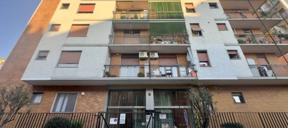 3غرفة شقة في Cinisello Balsamo, Italy رقم 24853 40