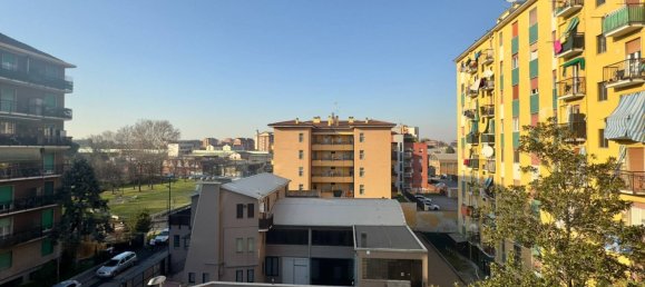 3غرفة شقة في Cinisello Balsamo, Italy رقم 24853 18