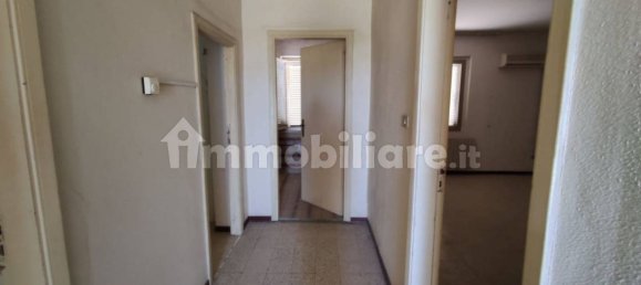 Casa de 4 dormitorios en Atri, Italy No. 107726 11