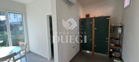 7 rooms Villa in Pietrasanta, Italy No. 201381 16