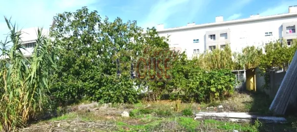 2000m² Land in Lisbon, Portugal No. 92503 7