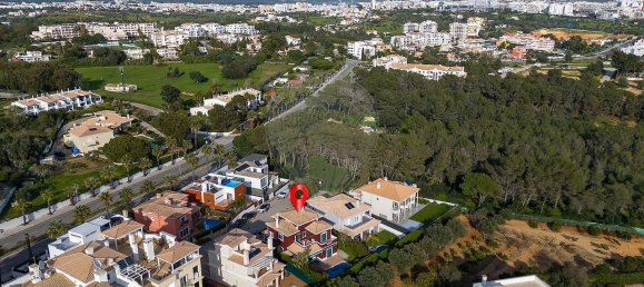 4 bedrooms House in Alvor, Portugal No. 189092 3