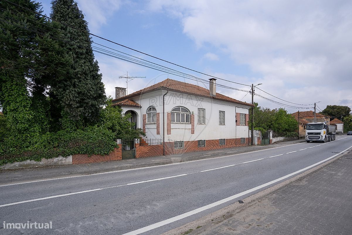 9 bedrooms House in Anadia, Portugal No. 48010