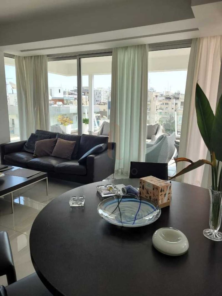 Ático de 3 dormitorios en Limassol, Cyprus No. 21038